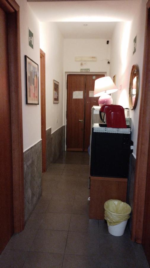 Roma Termini Tina Ya B&B Zewnętrze zdjęcie