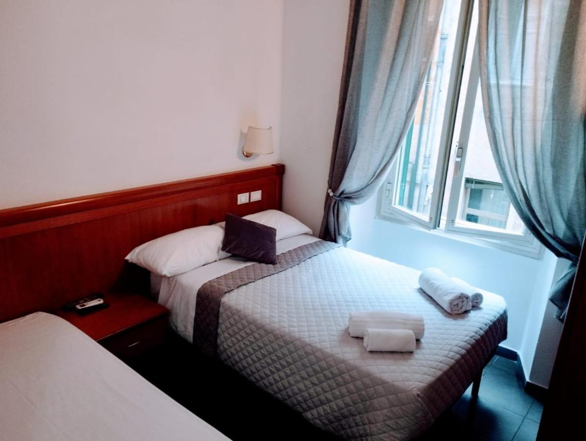Roma Termini Tina Ya B&B Zewnętrze zdjęcie