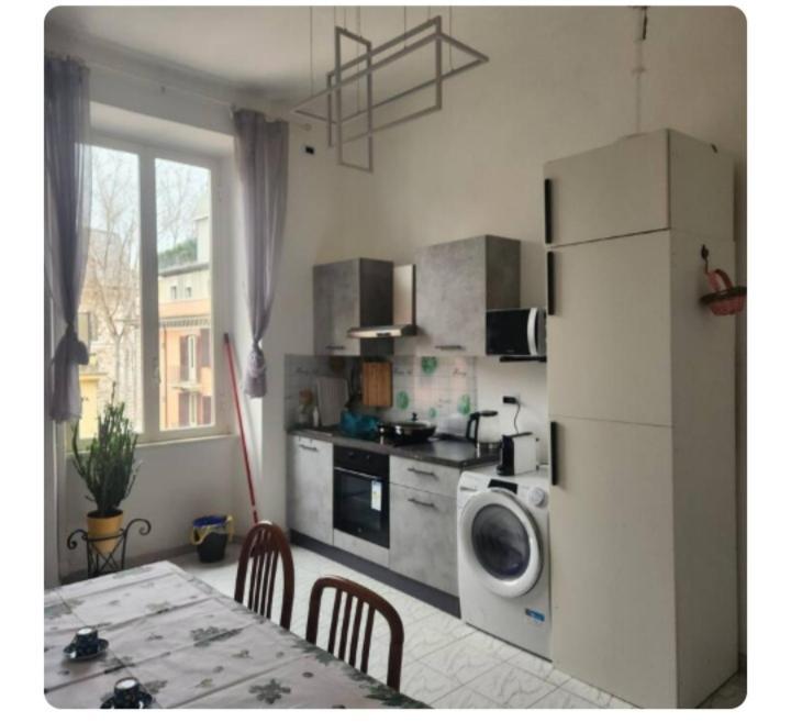 Roma Termini Tina Ya B&B Zewnętrze zdjęcie